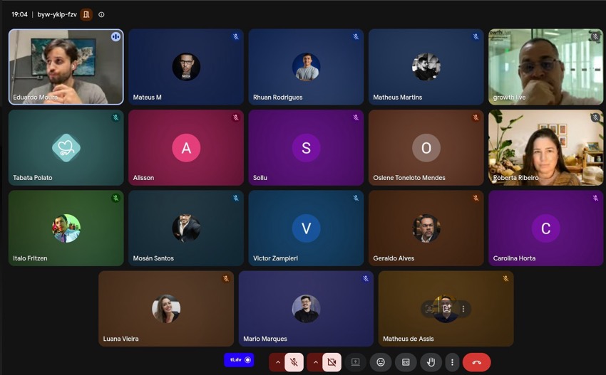 Reunião estratégica ao vivo com o time comercial